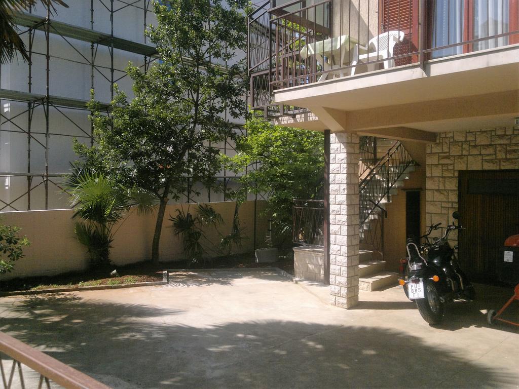 Lino Apartments Rovinj Eksteriør billede